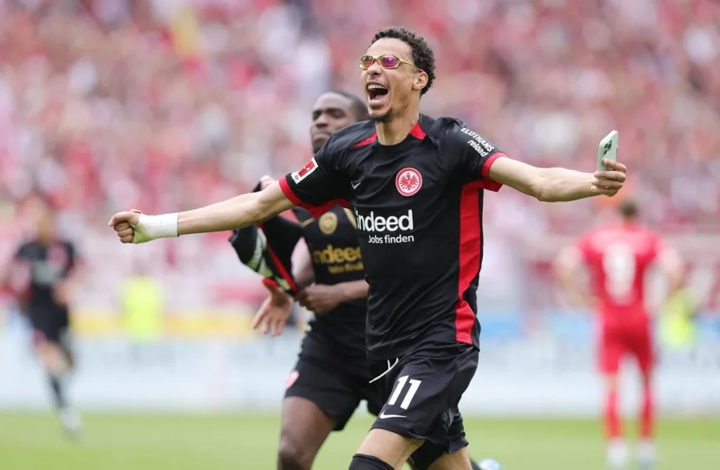 Hugo Ekitike to liverpool