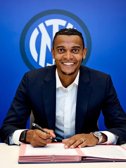 Akanji Join Inter from Manchester City