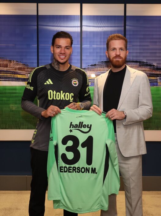 Éderson join Fenerbahçe from man city