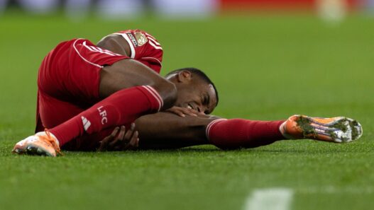 Alexander Isak injury