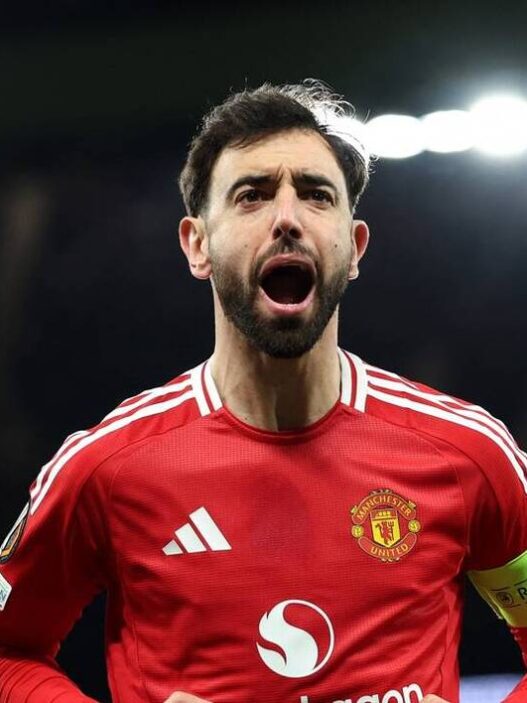Bruno fernandes could leave manchester united in january